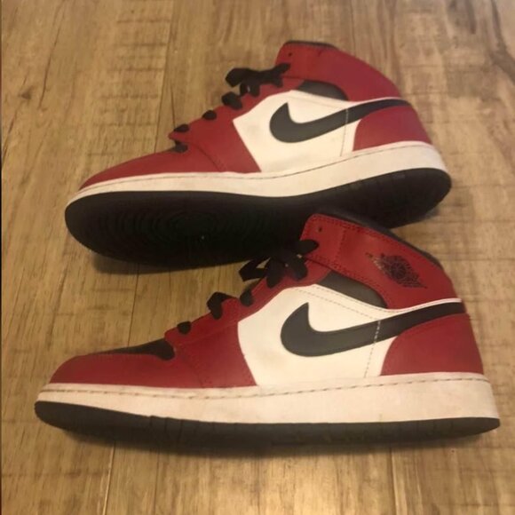 Jordan 1 - Picture 3 of 4